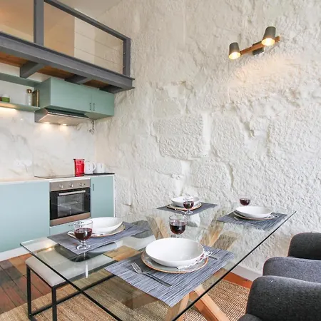 Cativo Mezzanine Loft Apartment